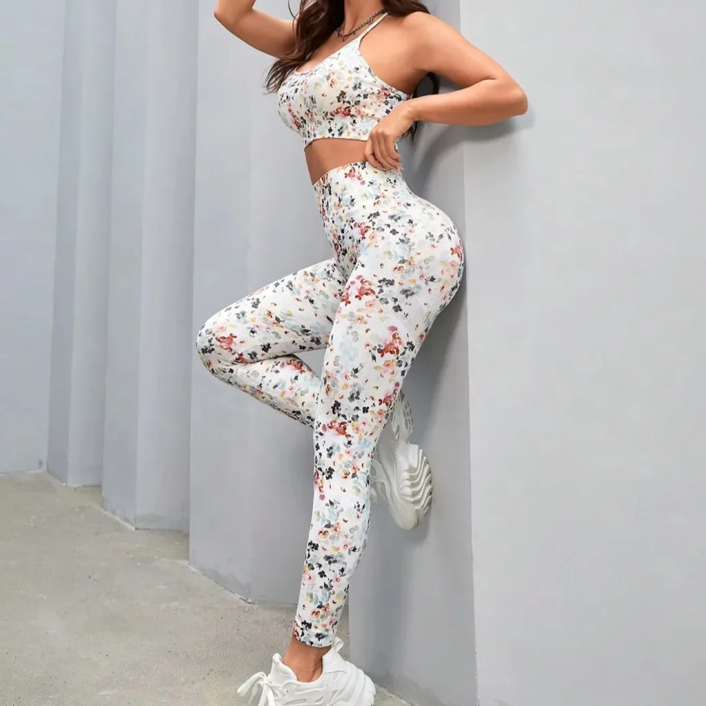 High Waist Perfect for Fitness and Leisure Floral-Printed Seamless Yoga Set